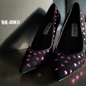 NIB The Attico Hot Fixed Heart Pumps